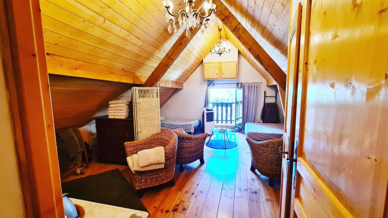 Bed and Breakfast Le Doux Nid Chanaz Exterior foto
